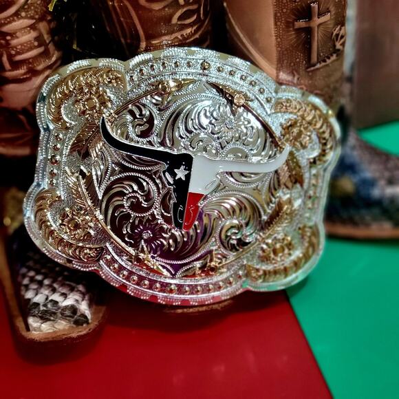 Longhorn Western belt Buckle Texas Style Rose Tone Silver 4.5 x 3.5 \